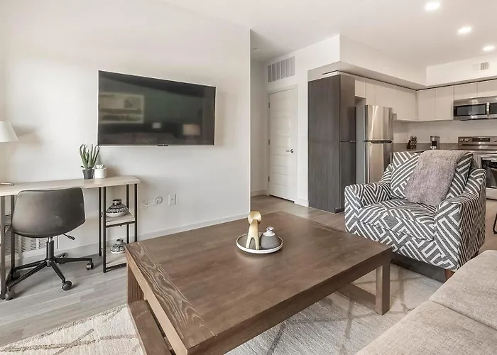 Landing Incredible 2Bd Pool Gym *