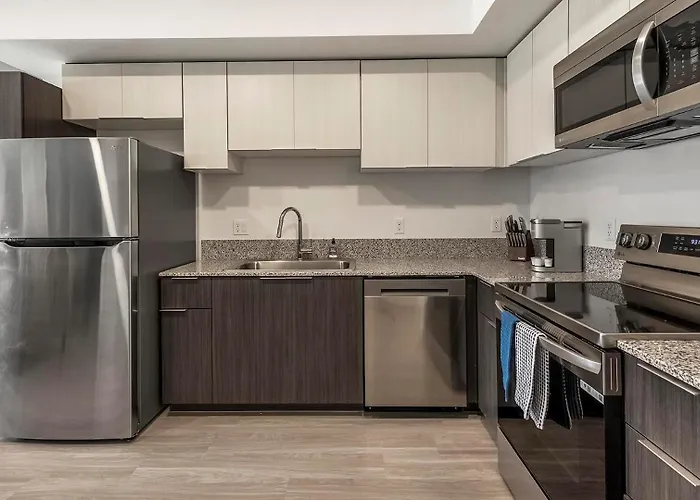 Landing Incredible 2Bd Pool Gym Phoenix
