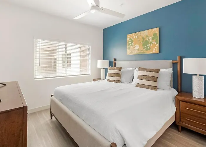 Landing Incredible 2Bd Pool Gym Apartment *
