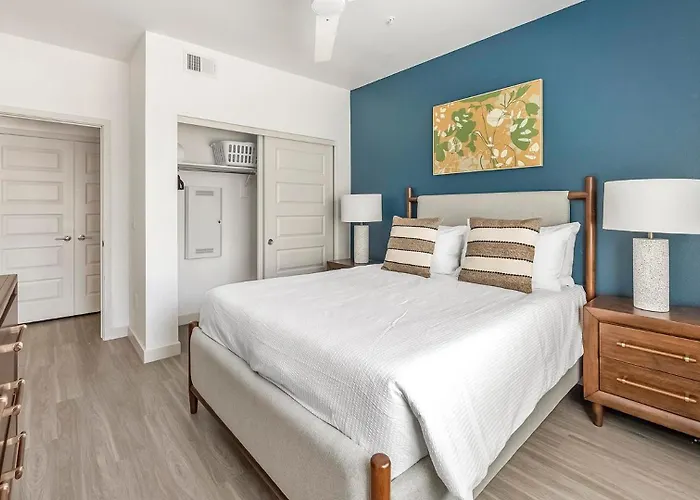 Apartment Landing Incredible 2Bd Pool Gym *