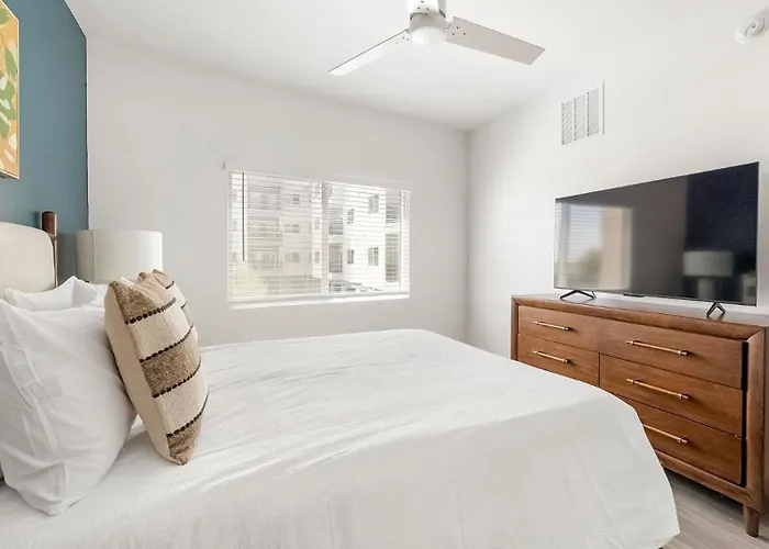 Apartment Landing Incredible 2Bd Pool Gym