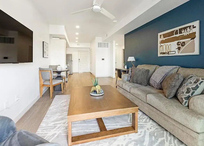 Apartment Landing Incredible 2Bd Pool Gym Phoenix